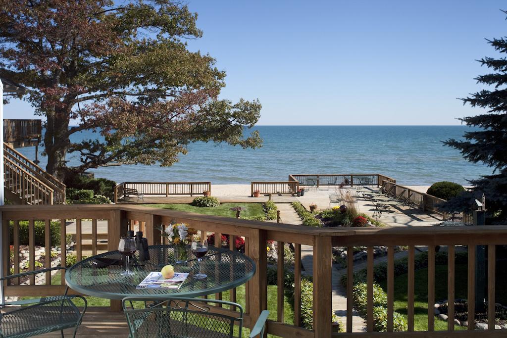 Huron House Bed & Breakfast Oscoda Ngoại thất bức ảnh